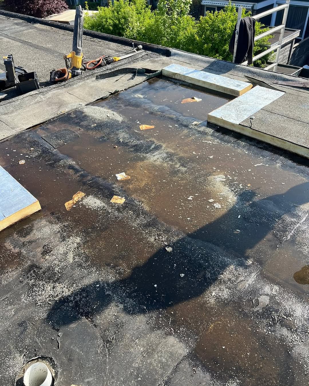 Lekkage dakkapel wie bellen